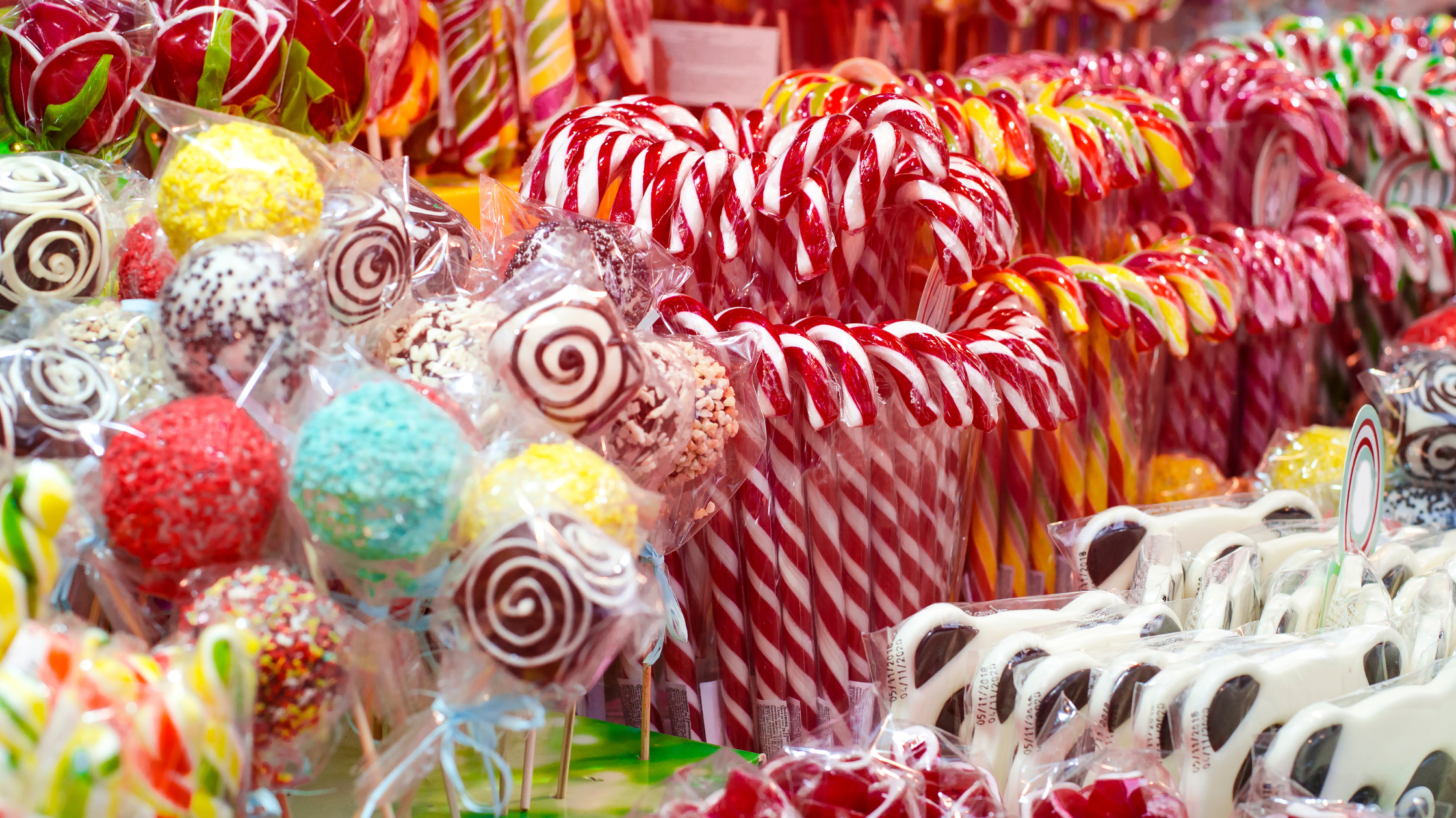 Top 25 Most Delicious Christmas Candy Money Can Buy