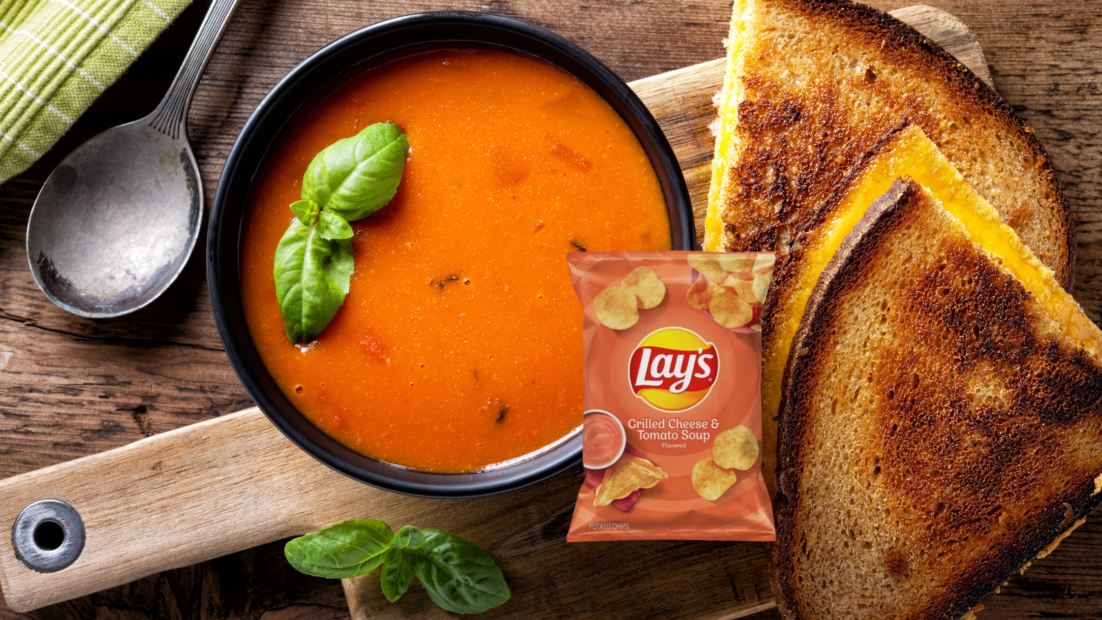 Lay’s Unveils Grilled Cheese & Tomato Soup Chips in New Collaboration