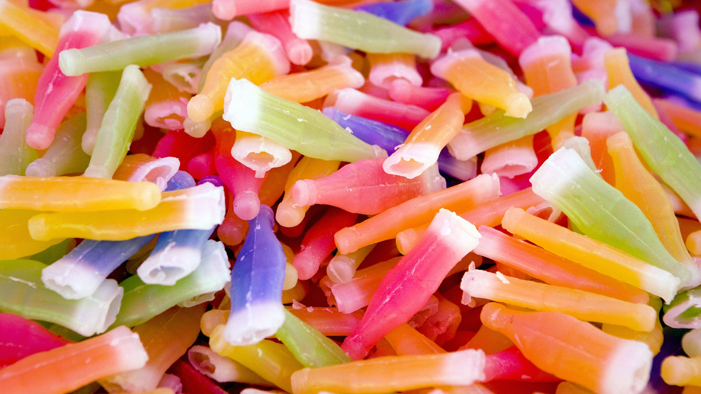 The Best Wax Candy Brands and Products Now Available In Bulk
