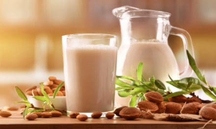 Benefits of Making Almond Milk From Home