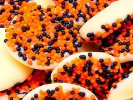Repperts Harvest White Chocolate Nonpareils 1Lb